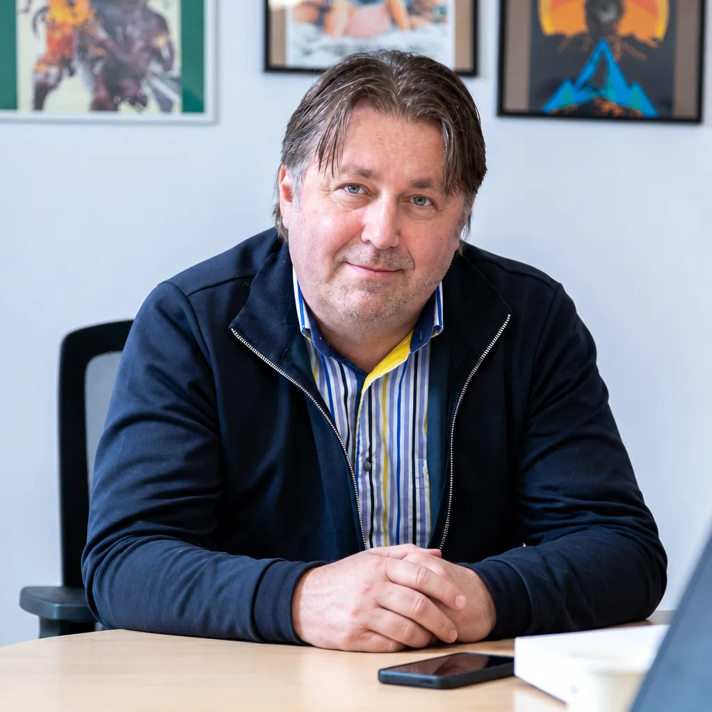 Porträt von Dan Mașca, CEO und Inhaber der REEA-Gruppe (KI-bearbeitet)